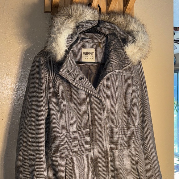 Esprit women's gray herringbone wool-blend hooded jacket with faux fur trim siz - Picture 2 of 11